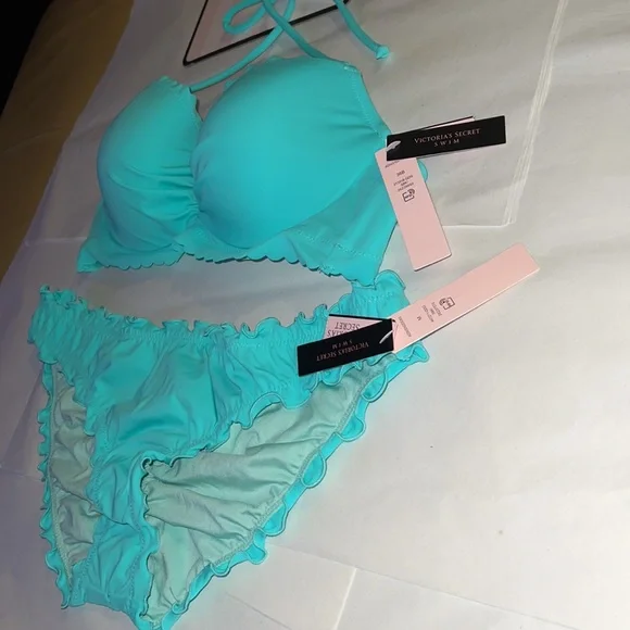 2pcs Victoria’s Secret Swim Bikini Set (36B & M Bottom) - Picture 13 of 13